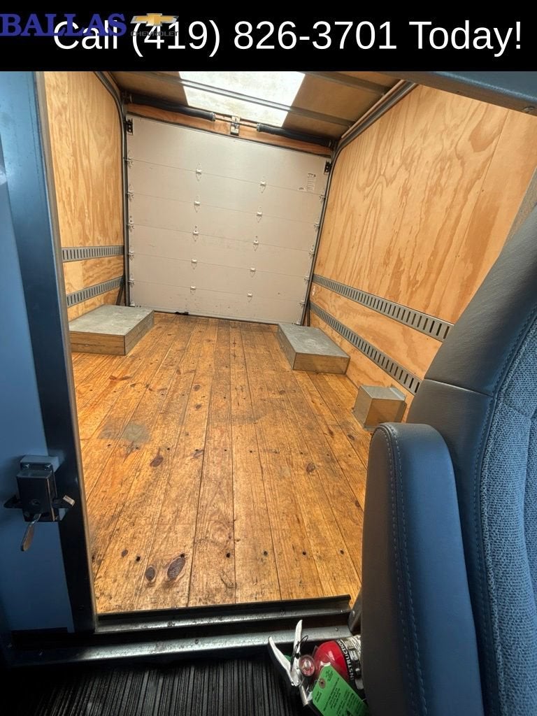 2021 Chevrolet Express Cutaway 3500 Work Van