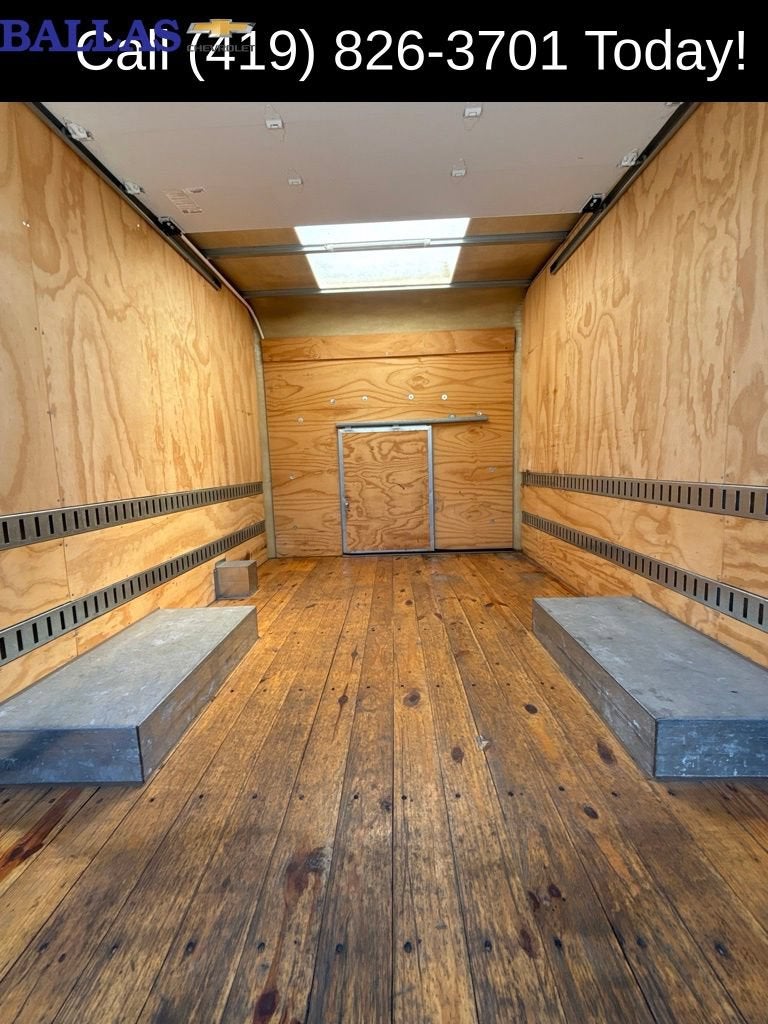 2021 Chevrolet Express Cutaway 3500 Work Van