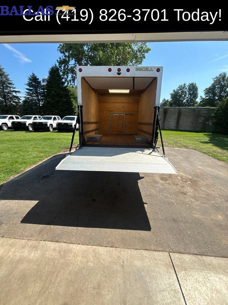 2021 Chevrolet Express Cutaway 3500 Work Van