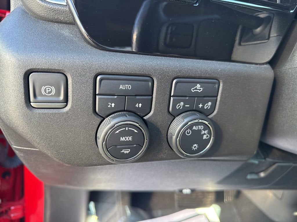 2022 Chevrolet Silverado 1500 LT (2FL)