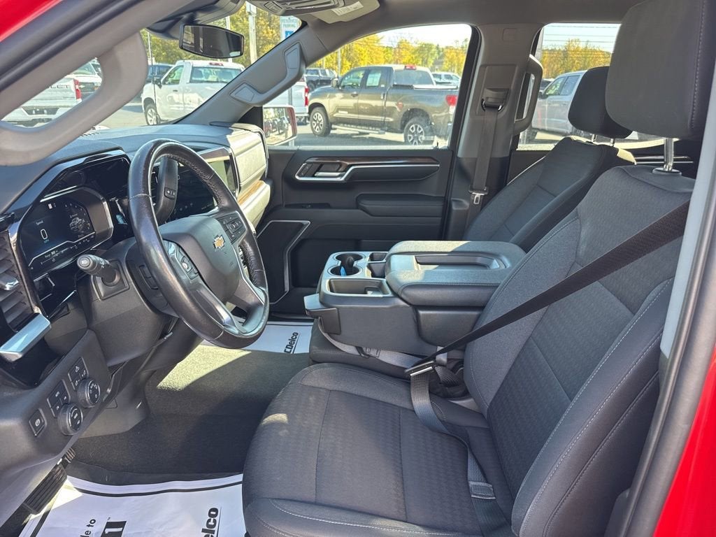 2022 Chevrolet Silverado 1500 LT (2FL)