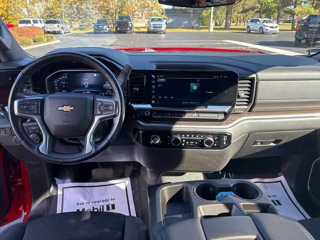 2022 Chevrolet Silverado 1500 LT (2FL)