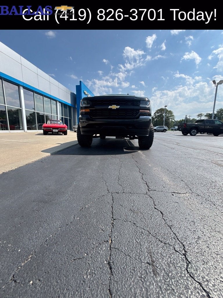 2018 Chevrolet Silverado 1500 Custom