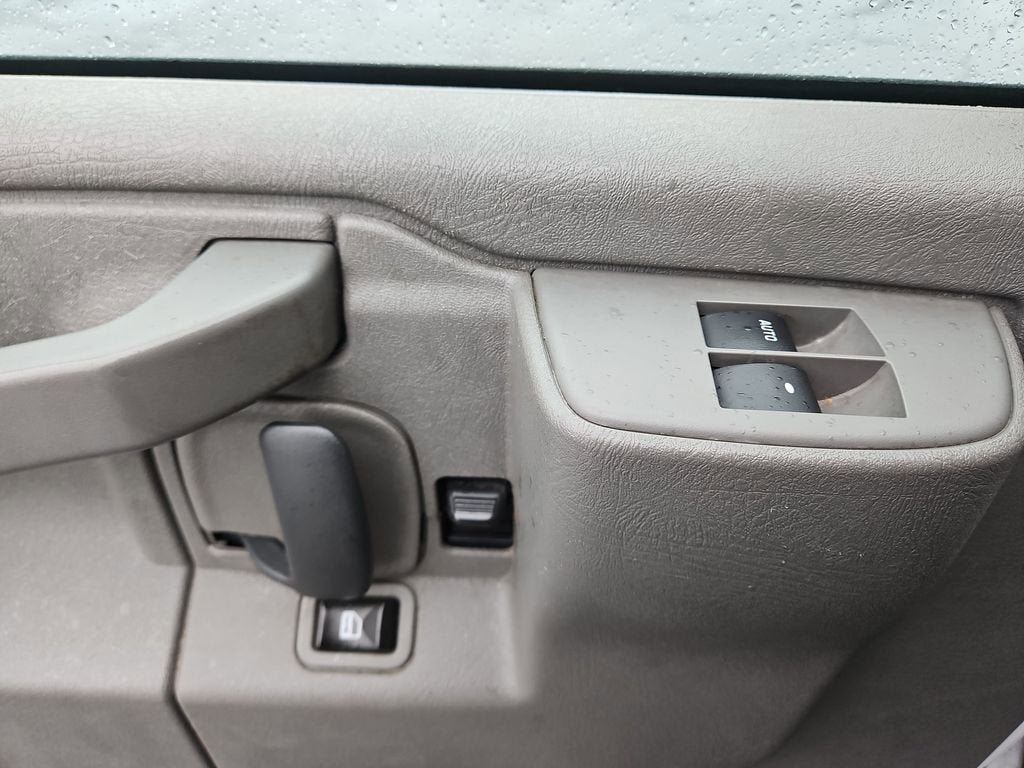 2016 Chevrolet Express Cargo 2500 Work Van