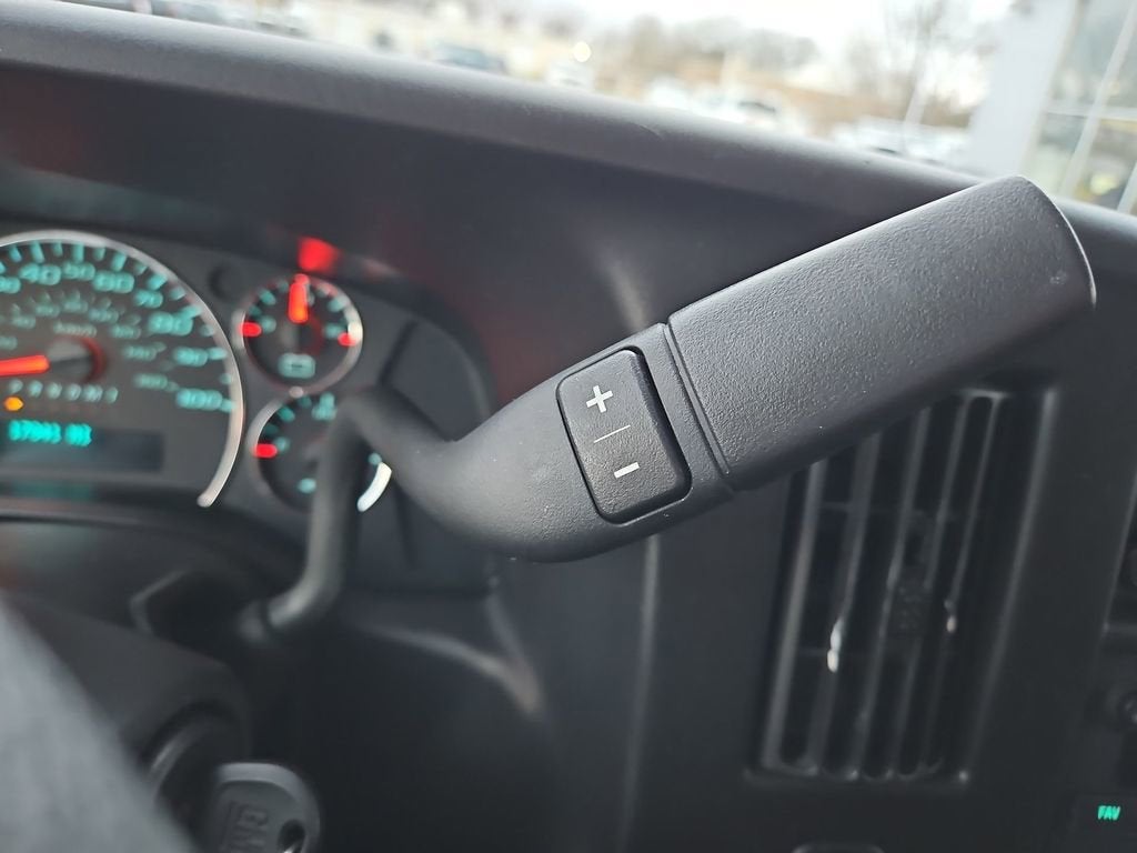 2024 Chevrolet Express Cargo 2500 WT