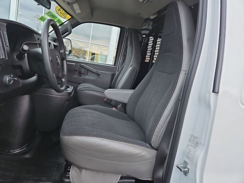 2024 Chevrolet Express Cargo 2500 WT