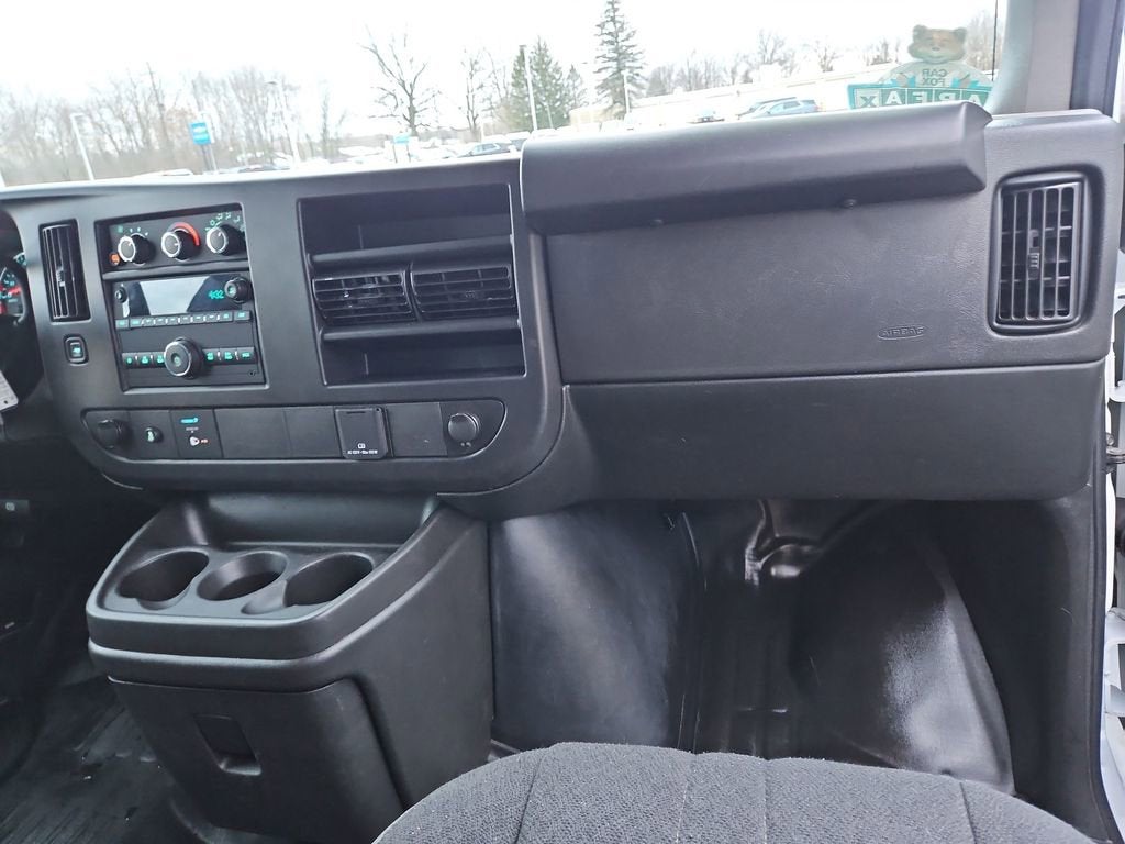 2024 Chevrolet Express Cargo 2500 WT