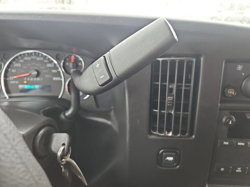 2024 Chevrolet Express Cargo 2500 WT