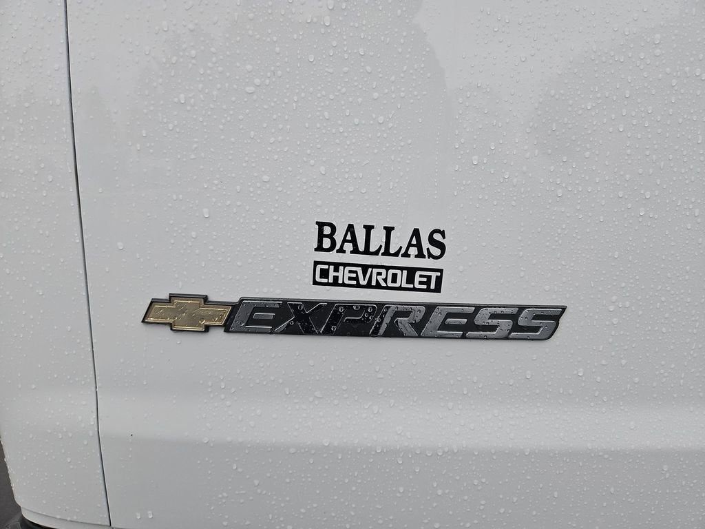 2024 Chevrolet Express Cargo 2500 WT