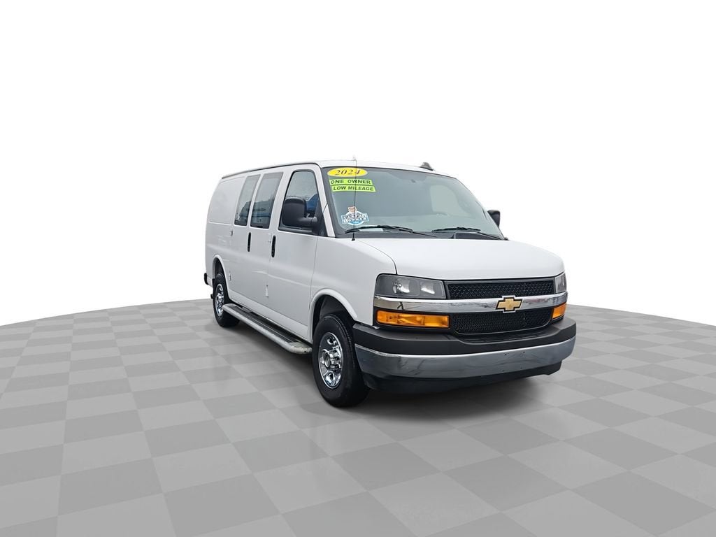 2024 Chevrolet Express Cargo 2500 WT
