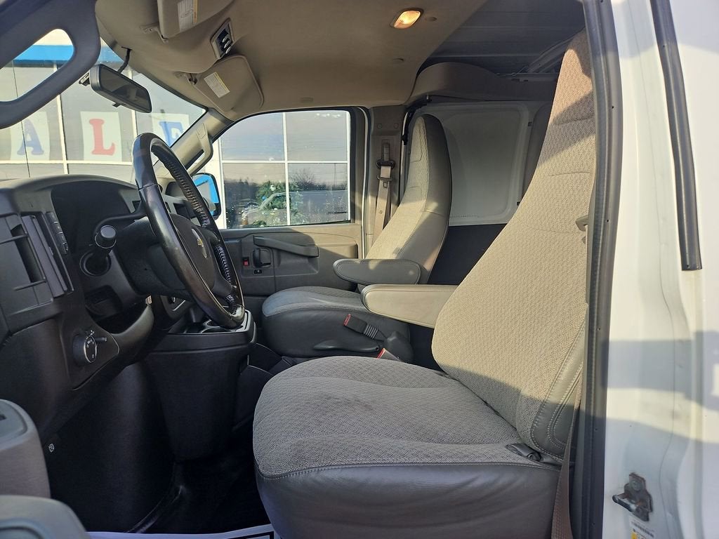 2020 Chevrolet Express Cargo 3500 WT