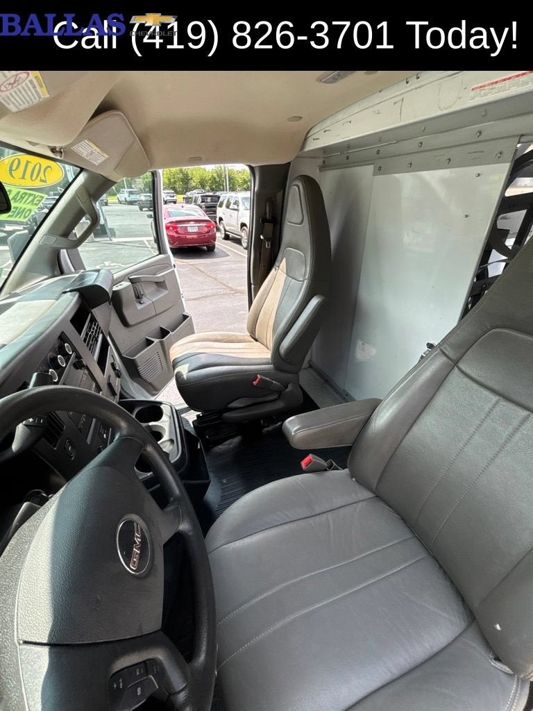 2019 GMC Savana Cutaway 3500 Work Van
