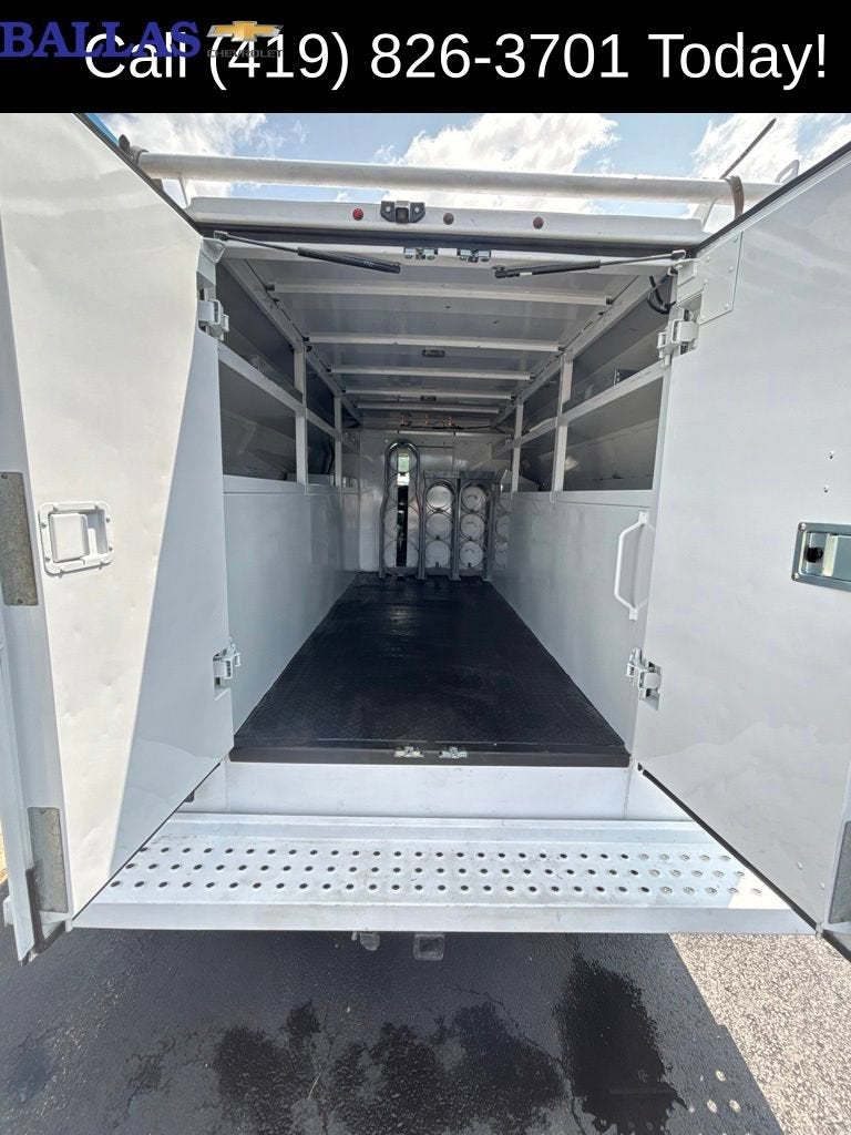 2019 GMC Savana Cutaway 3500 Work Van