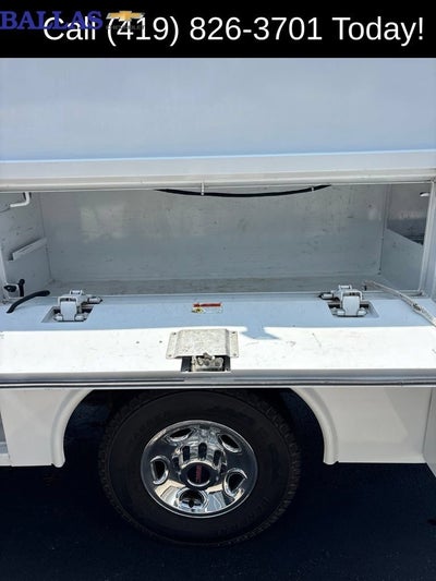 2019 GMC Savana Cutaway 3500 Work Van