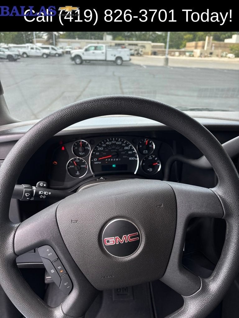 2024 GMC Savana Passenger 3500 LT