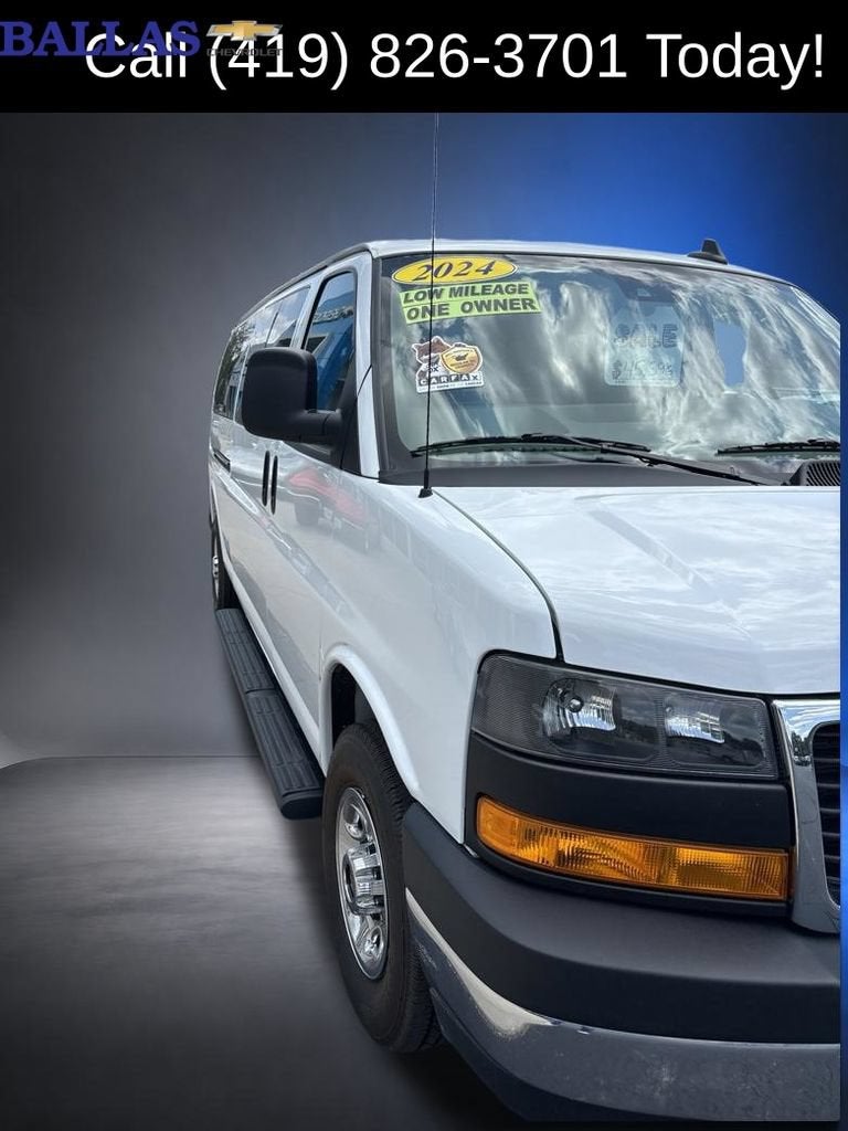 2024 GMC Savana Passenger 3500 LT