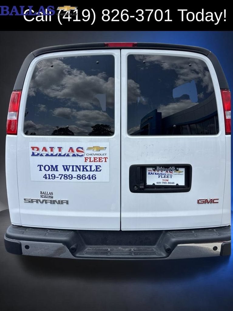 2024 GMC Savana Passenger 3500 LT