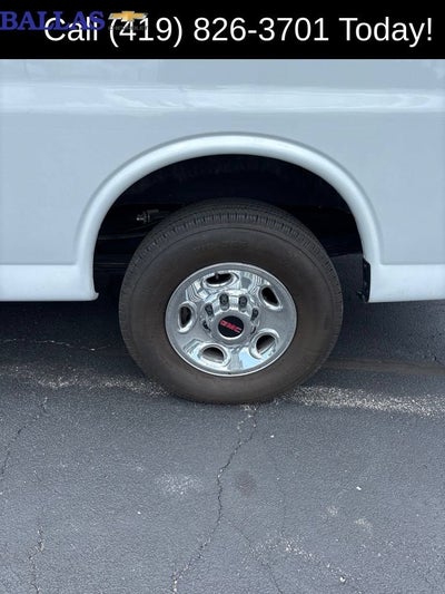 2024 GMC Savana Passenger 3500 LT