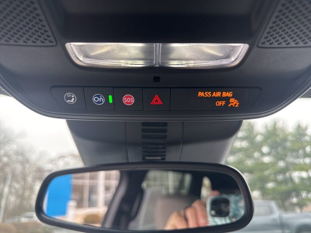 2024 GMC Acadia Elevation