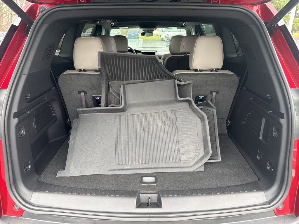 2024 GMC Acadia Elevation