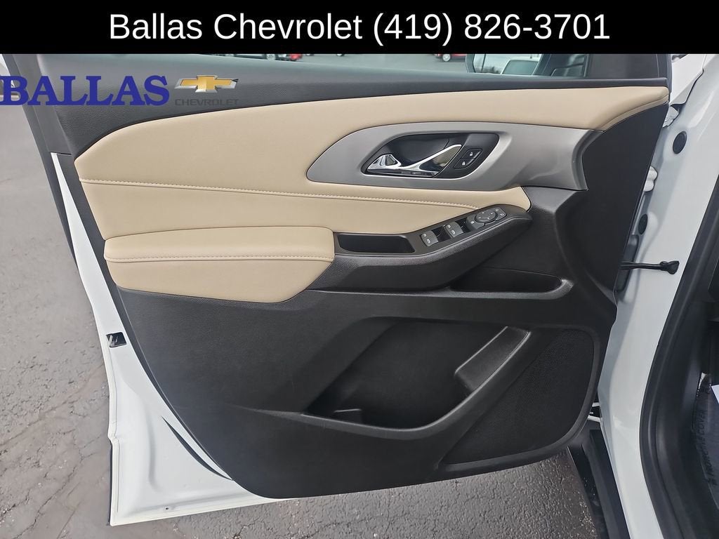 2023 Chevrolet Traverse LS