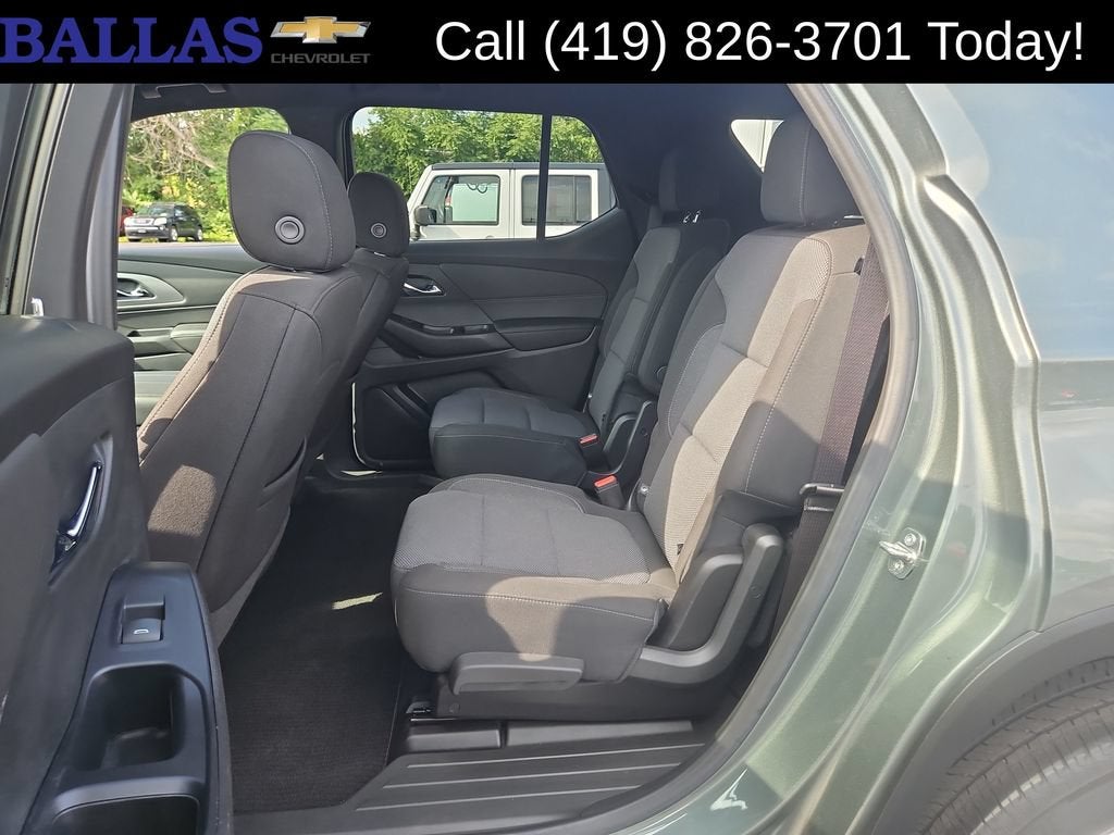 2022 Chevrolet Traverse LT Cloth