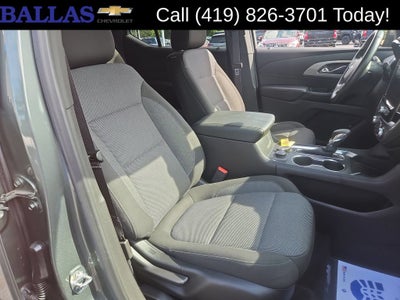 2022 Chevrolet Traverse LT Cloth