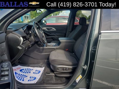 2022 Chevrolet Traverse LT Cloth