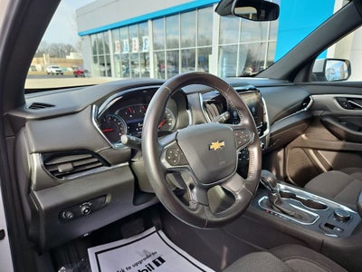 2022 Chevrolet Traverse LT Cloth