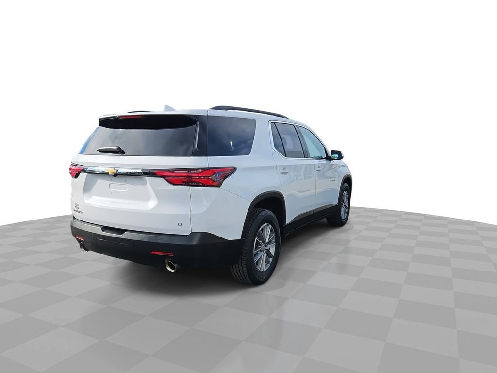 2022 Chevrolet Traverse LT Cloth