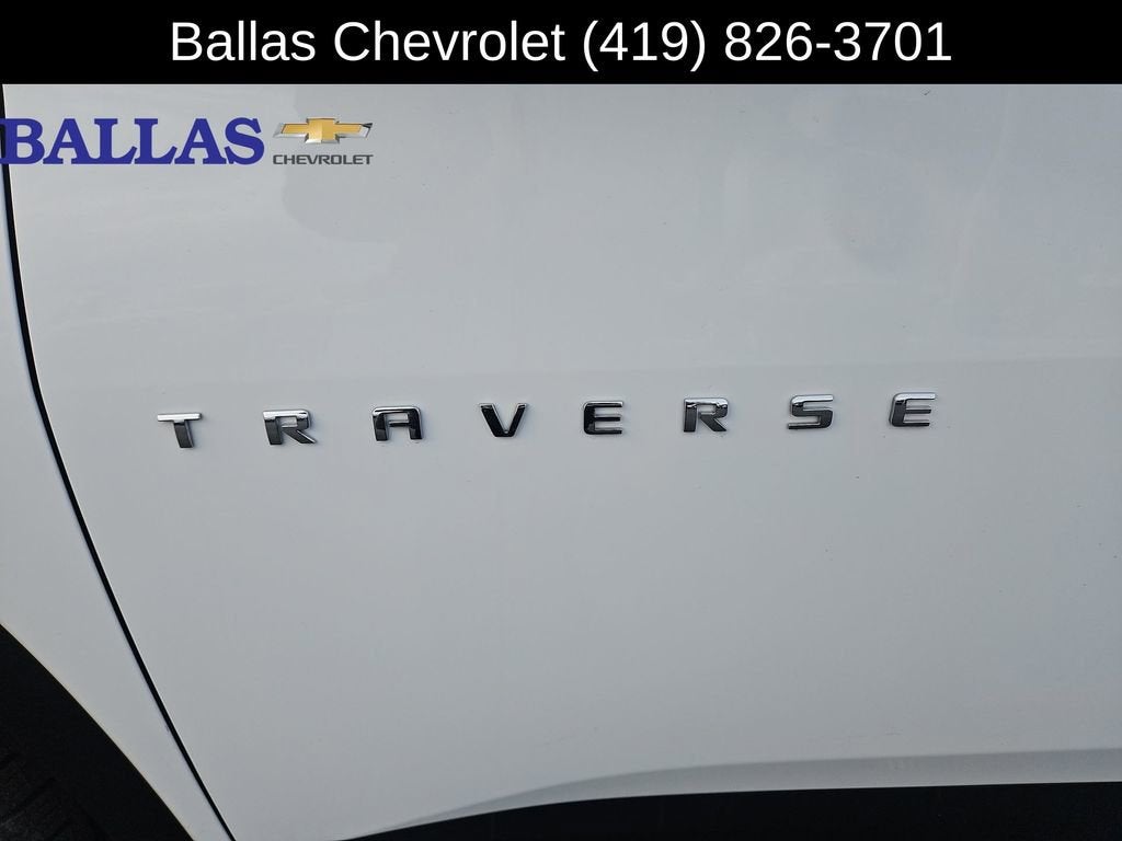 2023 Chevrolet Traverse LT Cloth