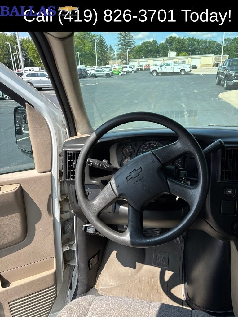 2006 Chevrolet Express Passenger 3500 LS