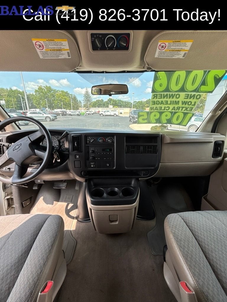 2006 Chevrolet Express Passenger 3500 LS