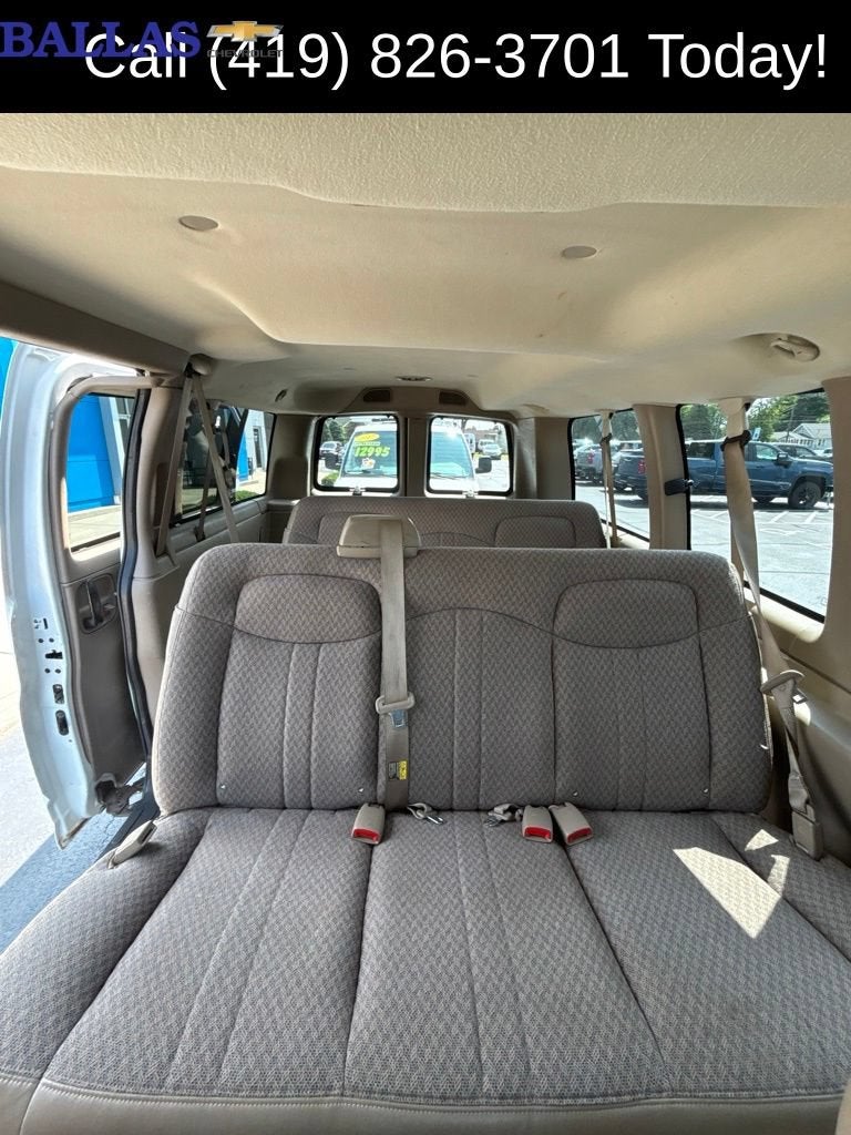 2006 Chevrolet Express Passenger 3500 LS