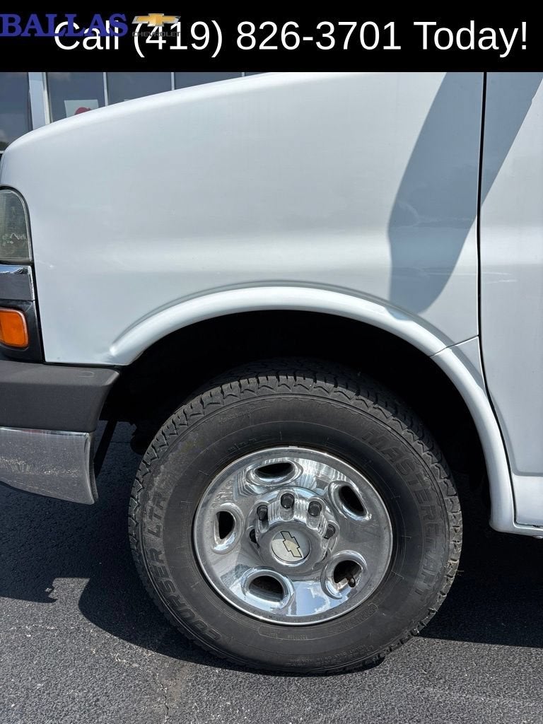 2006 Chevrolet Express Passenger 3500 LS
