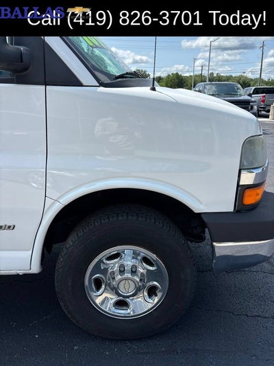 2006 Chevrolet Express Passenger 3500 LS