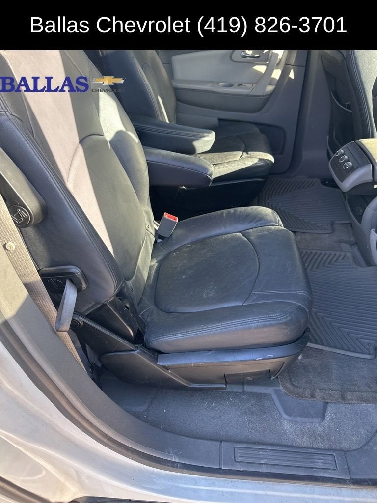 2011 Chevrolet Traverse LT w/1LT