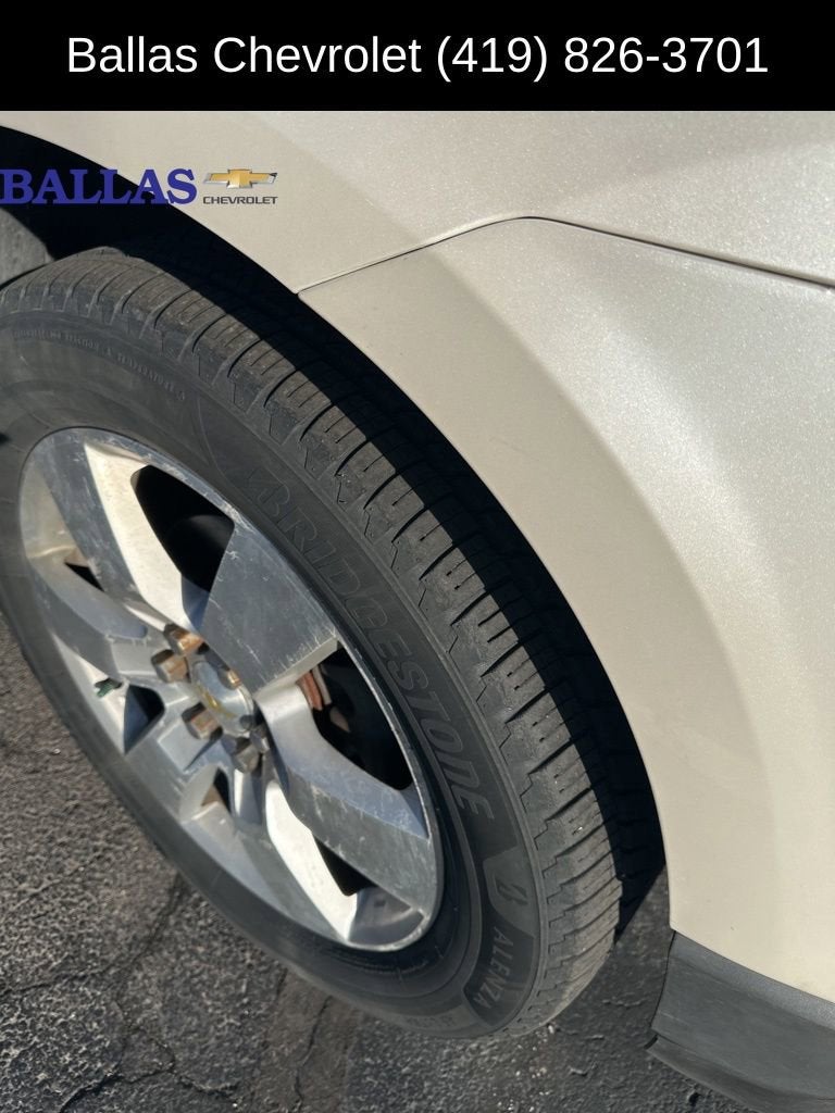 2011 Chevrolet Traverse LT w/1LT