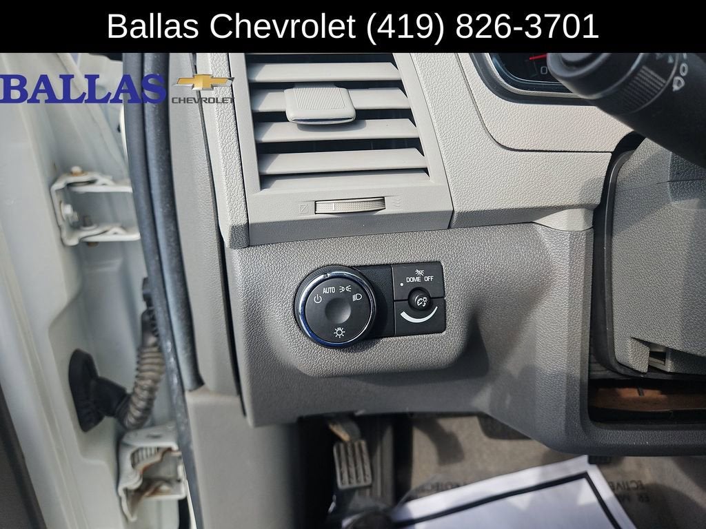 2011 Chevrolet Traverse LT w/1LT