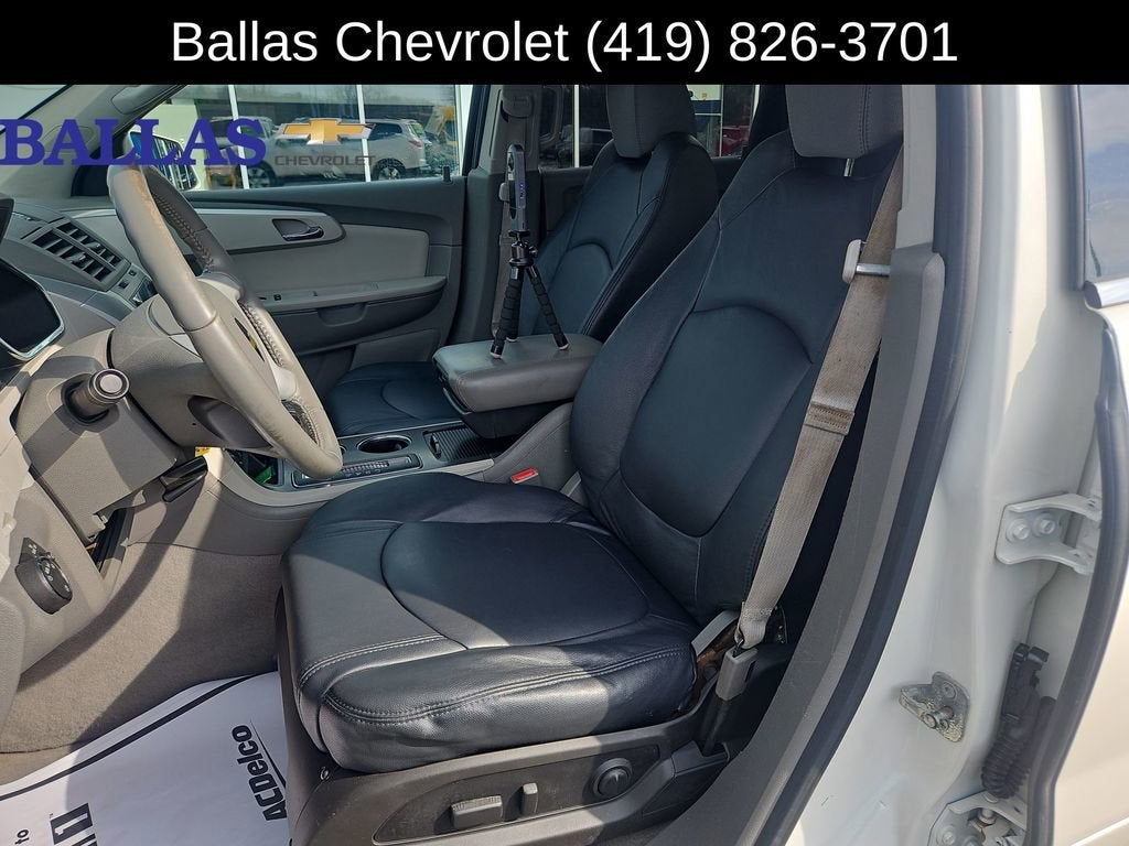 2011 Chevrolet Traverse LT w/1LT