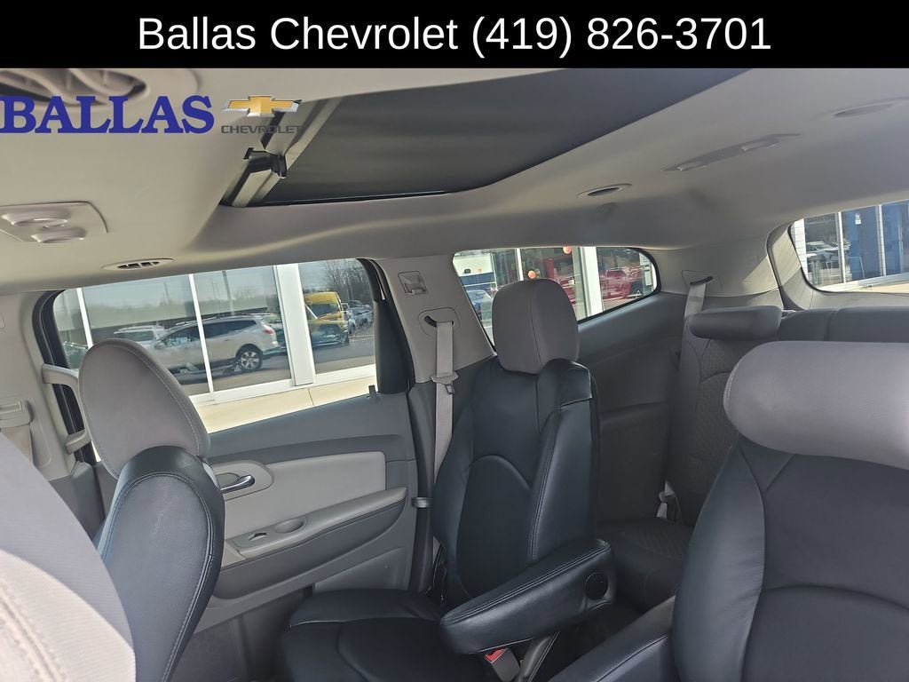 2011 Chevrolet Traverse LT w/1LT