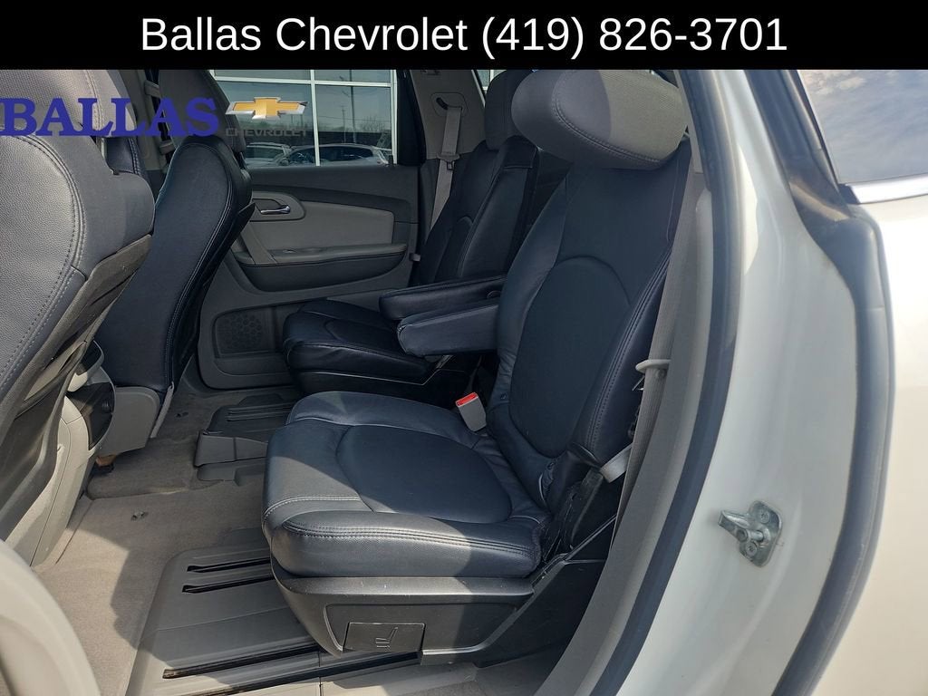 2011 Chevrolet Traverse LT w/1LT