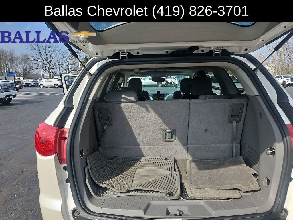 2011 Chevrolet Traverse LT w/1LT