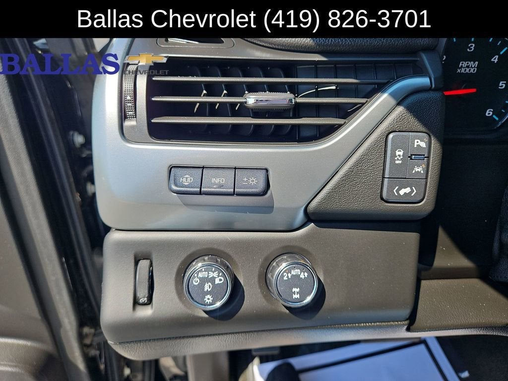 2018 Chevrolet Suburban Premier - Photo 18