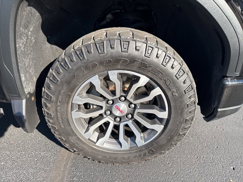 2022 GMC Sierra 1500 AT4