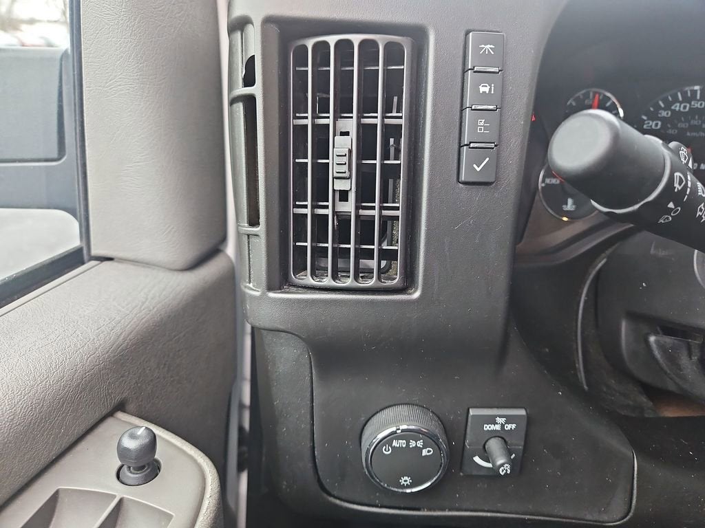 2024 GMC Savana Cargo 2500 Work Van