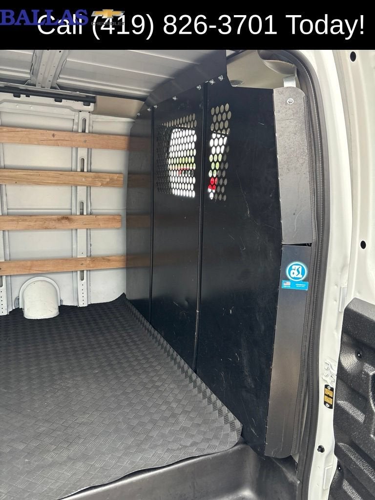 2025 GMC Savana Cargo Work Van