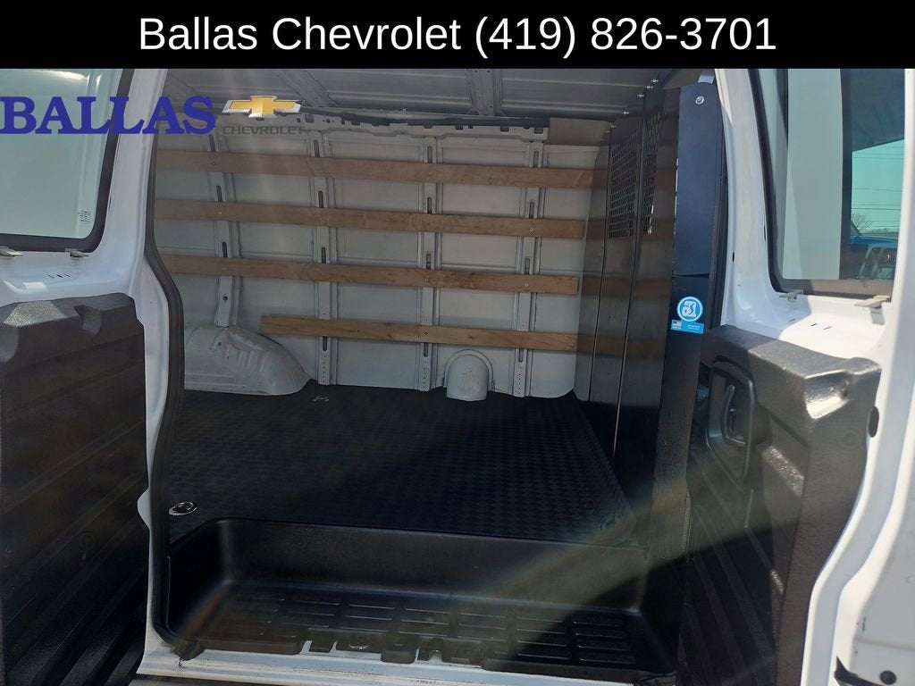2024 GMC Savana Cargo 2500 Work Van