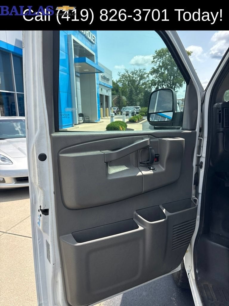 2017 GMC Savana Cargo 2500 Work Van