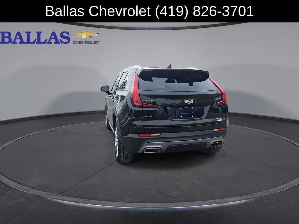 2023 Cadillac XT4 Premium Luxury